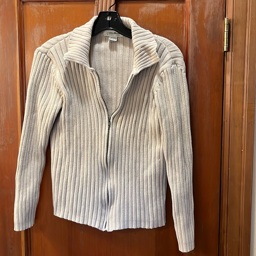 Eddie Bauer tan shawl color zip cardigan size medium. Heavy cable knit. Nice.
